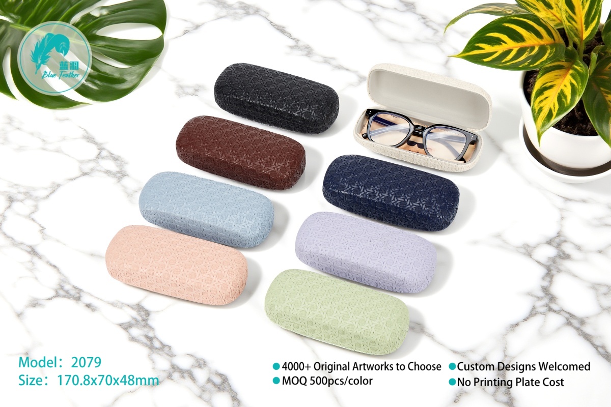 Chic Pastel Hard Shell Spectacle Cases for Everyday Use